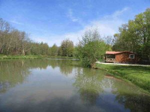 Maison a vendre avec etang ou riviere